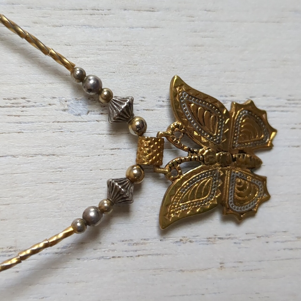 •🦋Brass Silver-Tone Butterfly Necklace